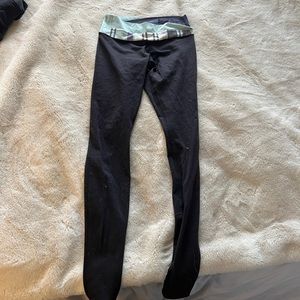 Black lululemon leggings